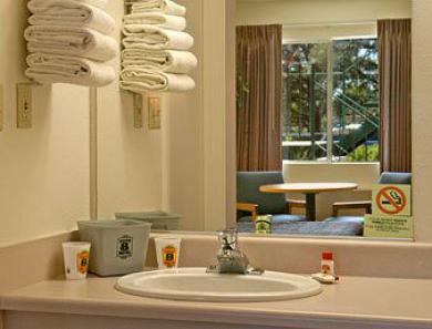 Knights Inn Aurora Rom bilde